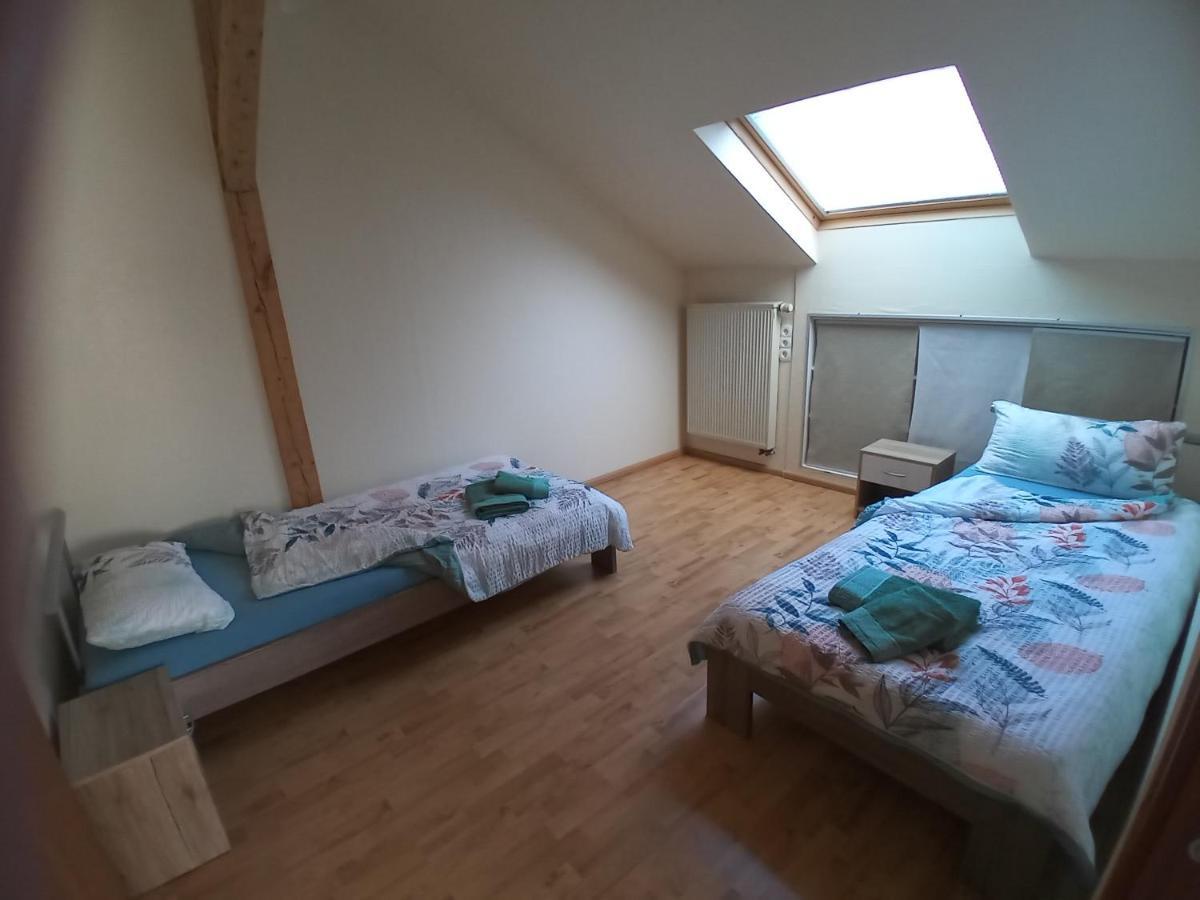 Wohnung Mit 2 - 3 Zimmern Ballenberg Exterior foto